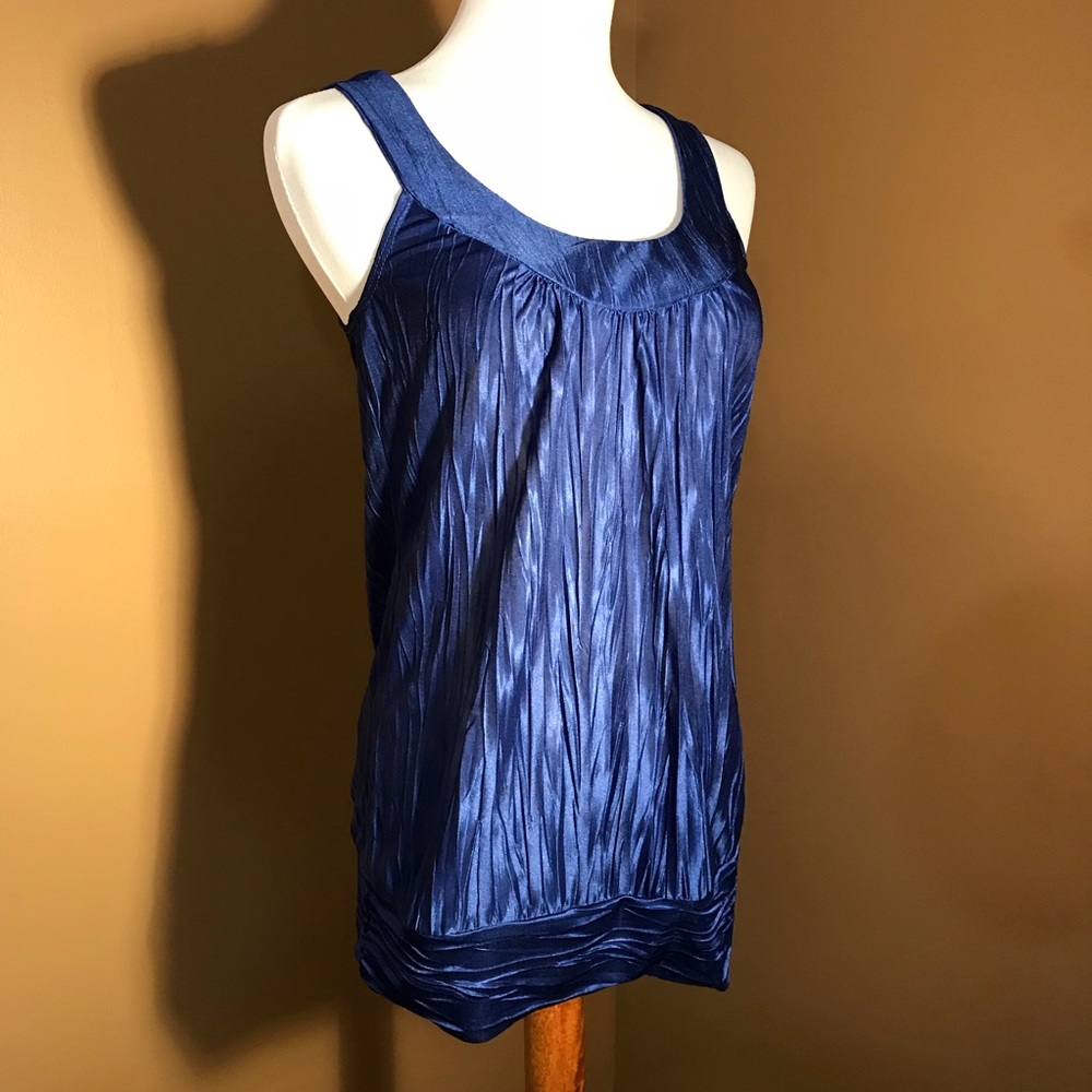 BCX blue sleeveless shirt, size small